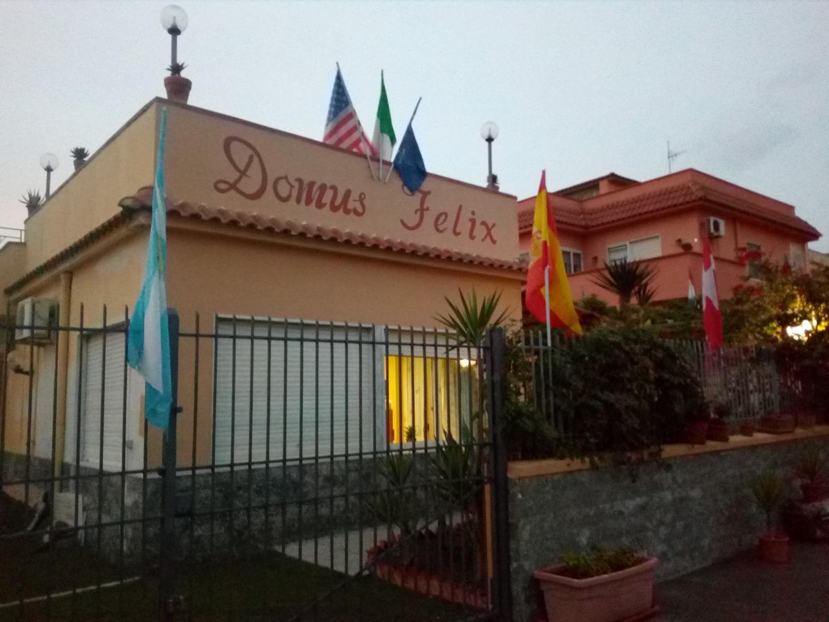 Domus Felix Bed & Breakfast แอร์โกลาโน ภายนอก รูปภาพ